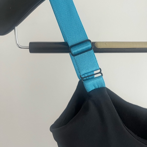 Lululemon Babydoll Fitness Tank - Picture 6 of 9